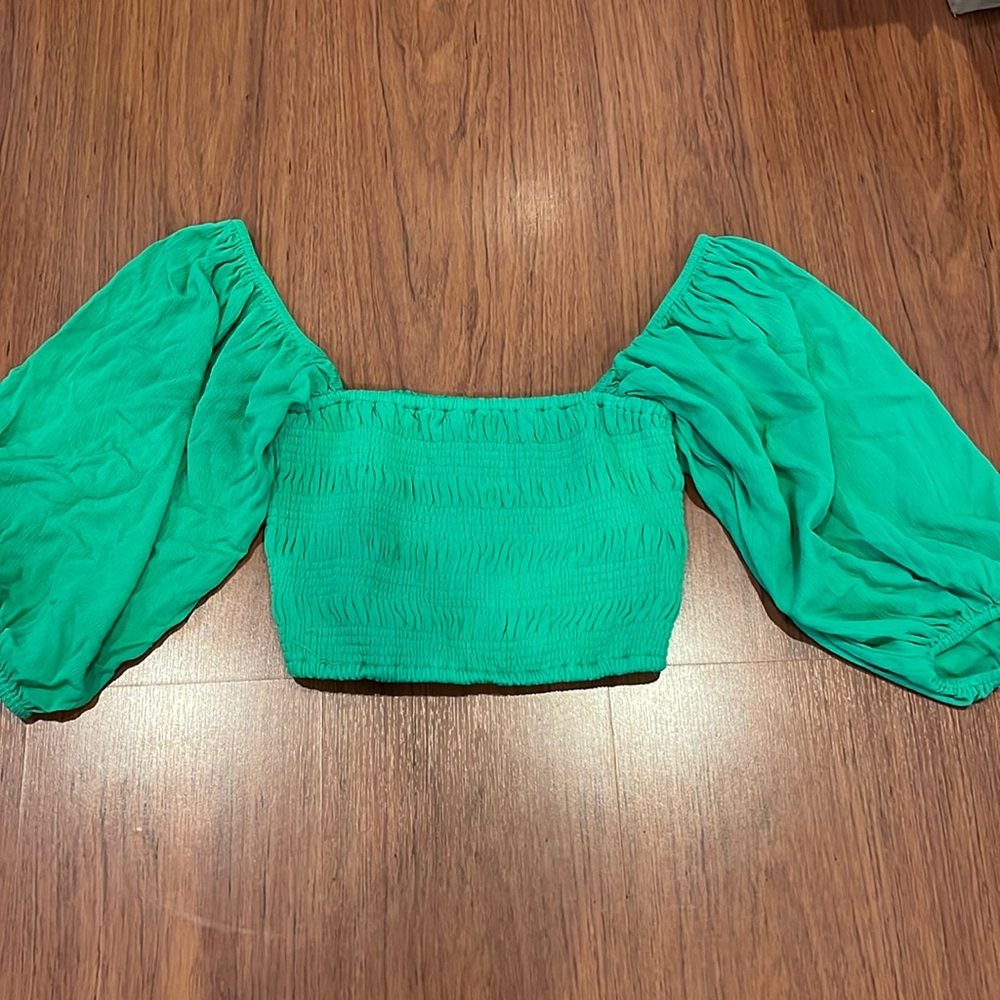 Green Pillow Sleeve Top